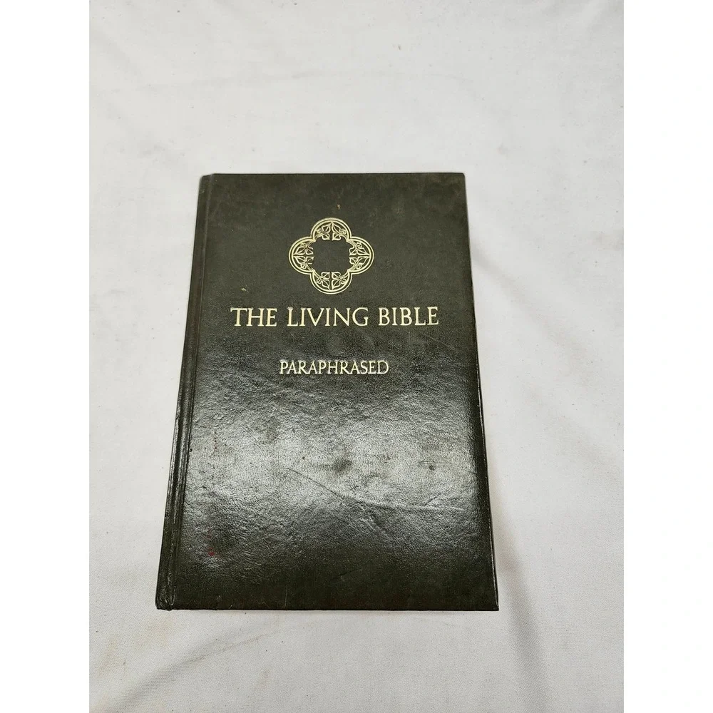 The Living Bible Paraphrased Tyndale House 1974 Vintage Green Hardcover Bible